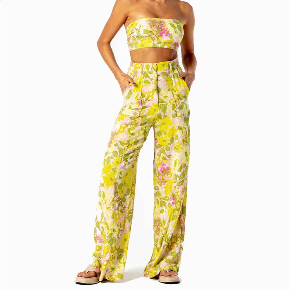 Floral print pants